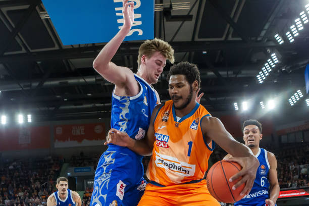 这一壮举不 这一壮举不