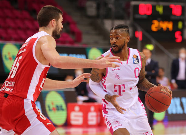 短传渗透 短传渗透