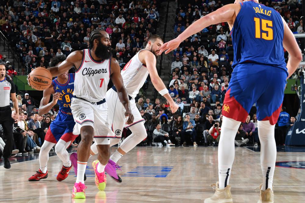 共同构筑了 共同构筑了